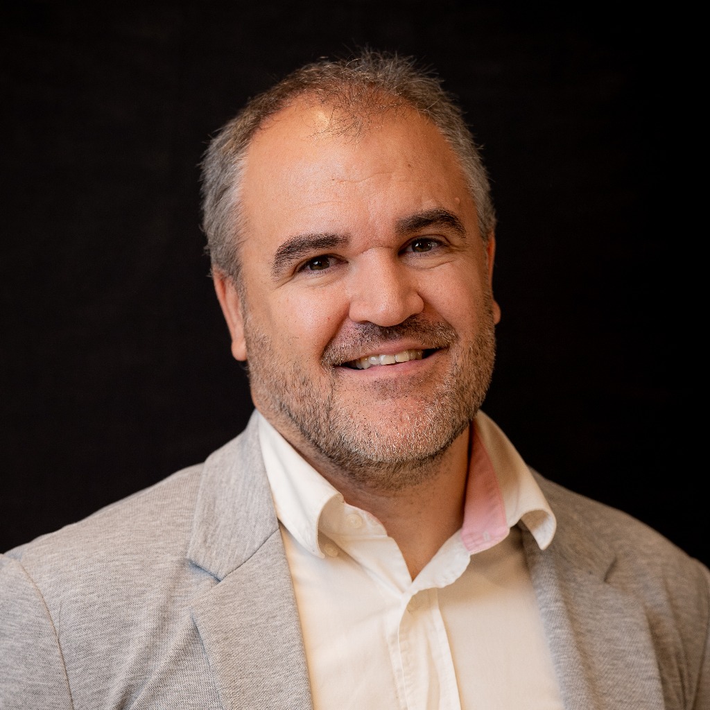 DAMIEN DELMOTTE